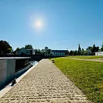 La Maison Du Quai - Face A La Sevre Niortaise