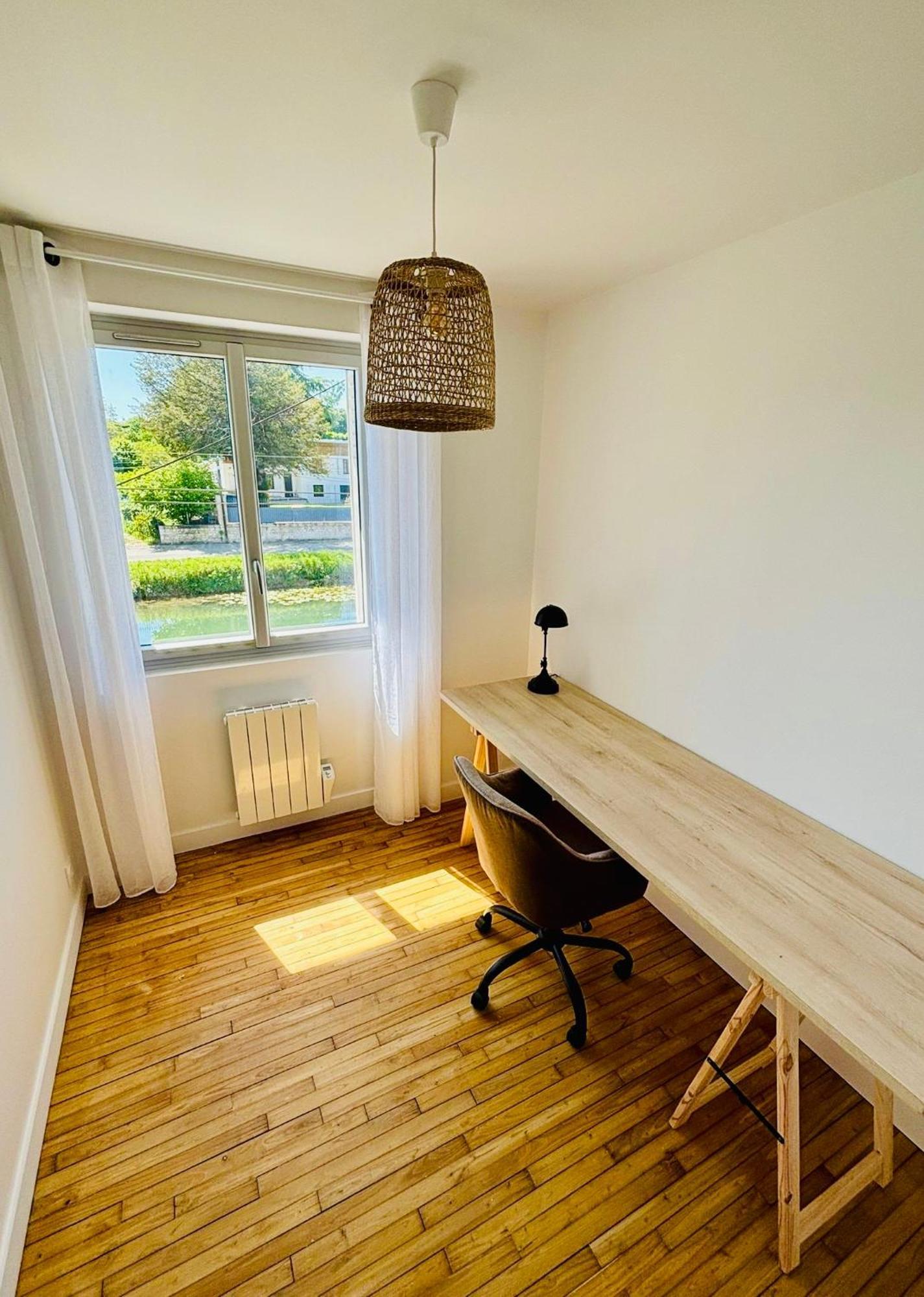 La Maison Du Quai - Face A La Sevre Niortaise Holiday home