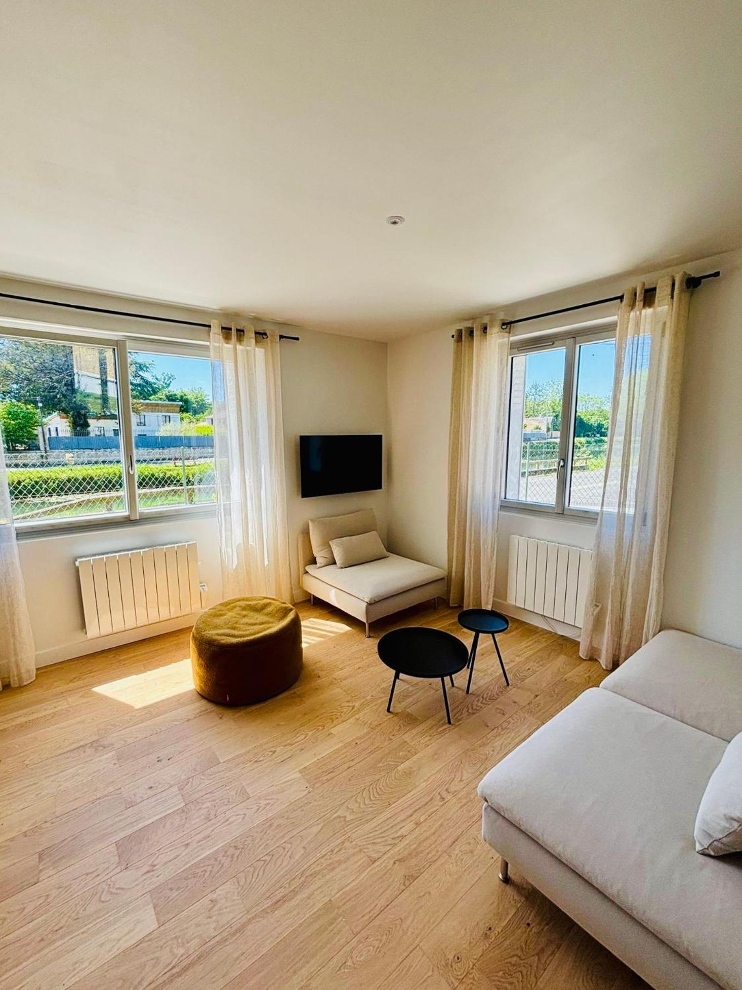 La Maison Du Quai - Face A La Sevre Niortaise Holiday home Niort