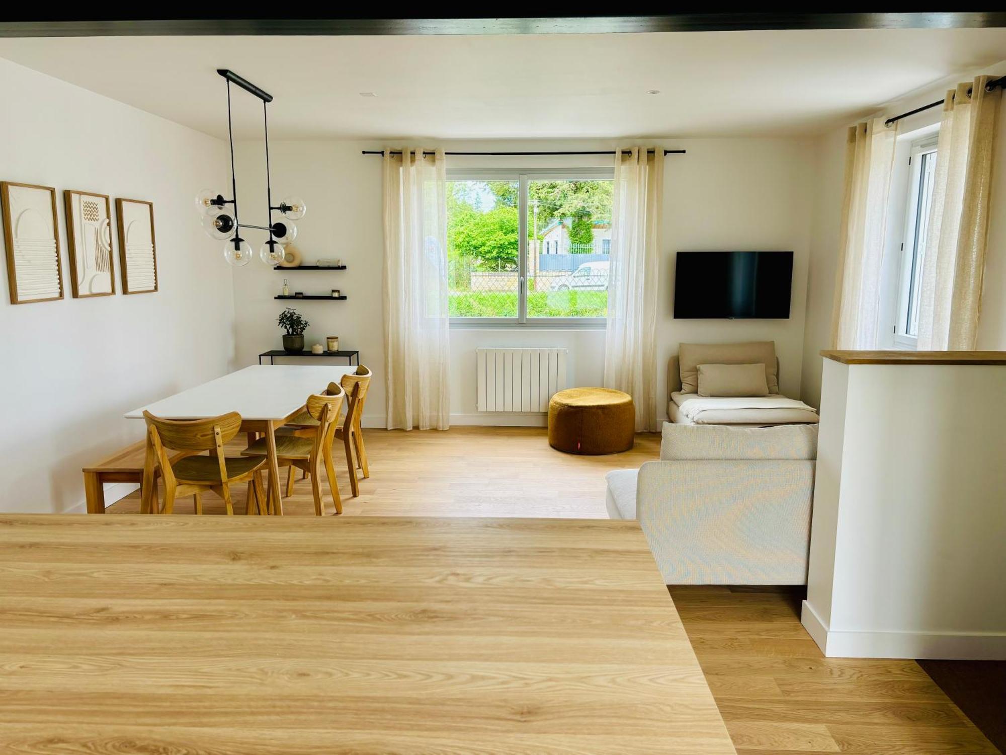 Holiday home La Maison Du Quai - Face A La Sevre Niortaise Niort
